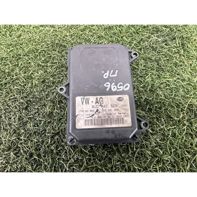 Блок управления светом (электрика / блоки управления) Volkswagen Touareg NF 2012 3.6 CGRA 8U0941329