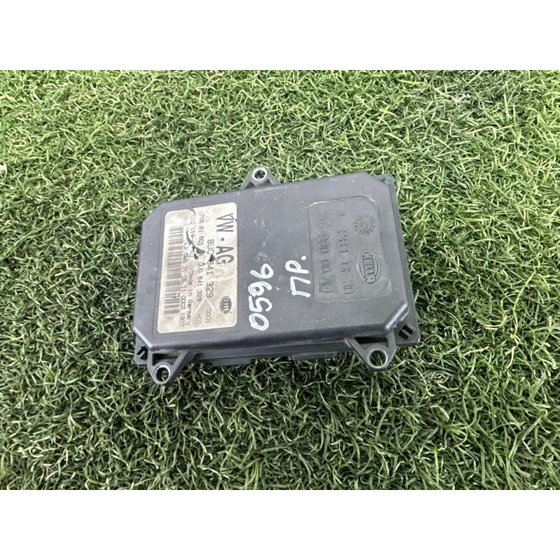 Блок управления светом (электрика / блоки управления) Volkswagen Touareg NF 2012 3.6 CGRA 8U0941329