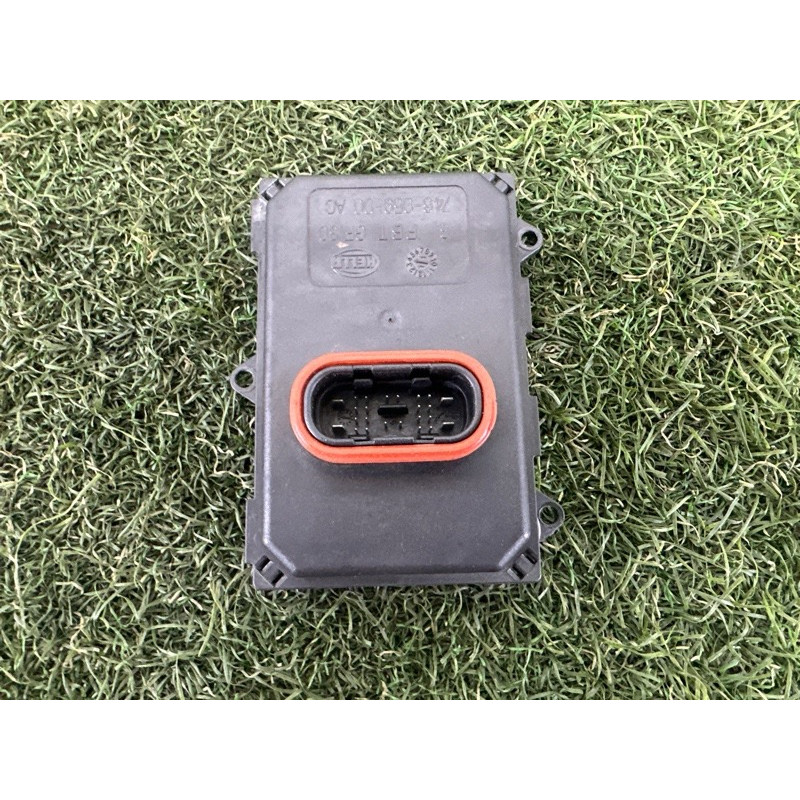 Блок управления светом (электрика / блоки управления) Volkswagen Touareg NF 2012 3.6 CGRA 8U0941329