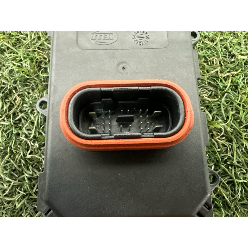 Блок управления светом (электрика / блоки управления) Volkswagen Touareg NF 2012 3.6 CGRA 8U0941329