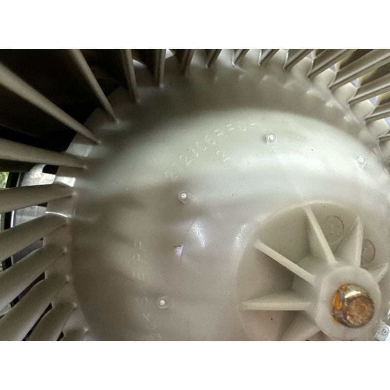 Мотор печки (отопление и кондиционирование) Nissan Rogue T33 2021 2.5 PR25DD 272206RF0A