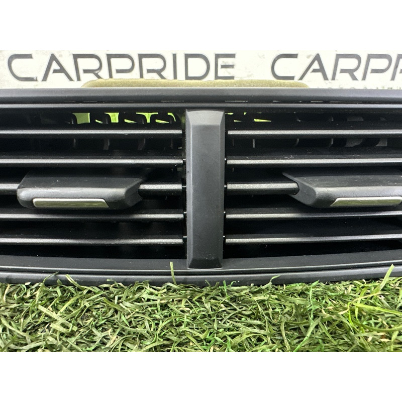 Дефлектор повітроводу (салон) AUDI Q7 4M 2017 3.0 CREC 4M0819203B6PS