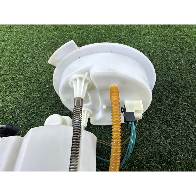 Топливный насос (топливная система) BMW X1 F48 2016 2.0 B46B20 16117300463