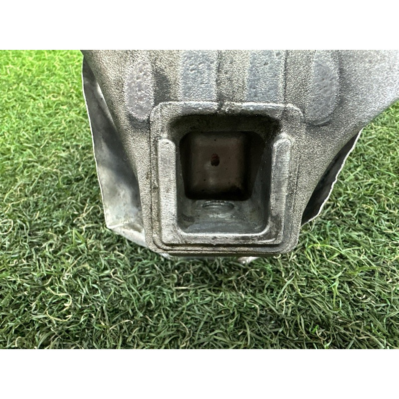 Кріплення подушки двигуна (кронштейни двигуна) BMW 5-series F10 2015 2.0 N20 22116781236