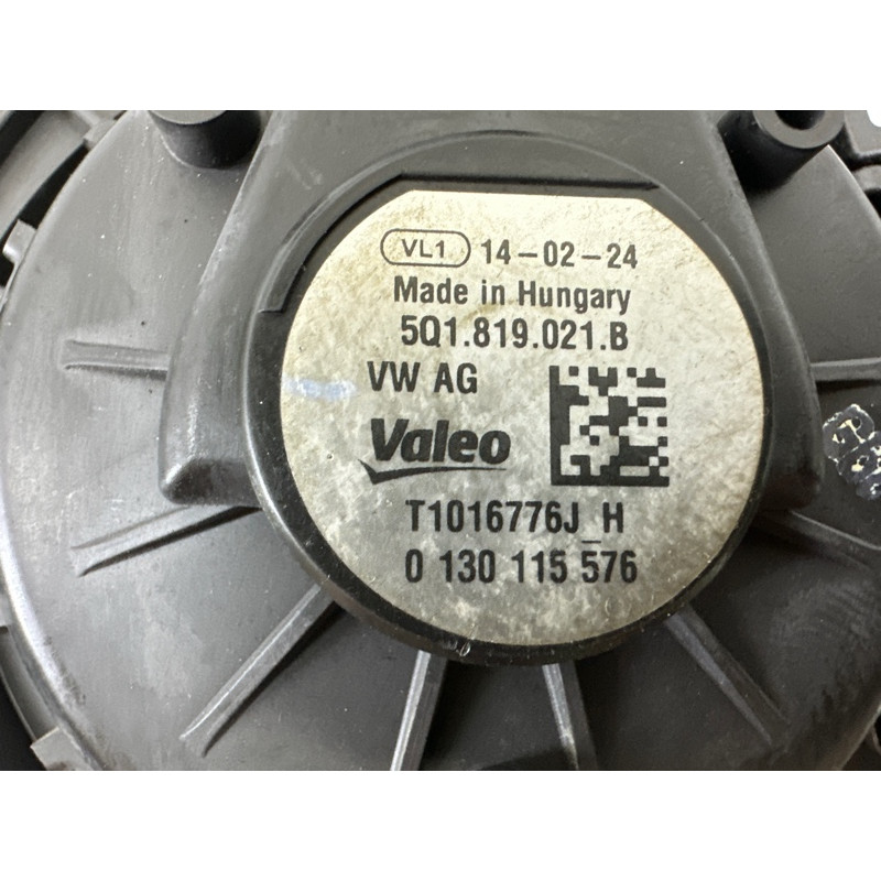 Мотор печки (отопление и кондиционирование) AUDI A3 8V 2015 1.8 CNSB 5Q1819021B