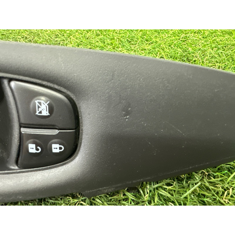 Блок кнопок стеклоподъемников (электрика / кнопки) Nissan Rogue T32 2016 2.5 QR25DE 254014BA5A