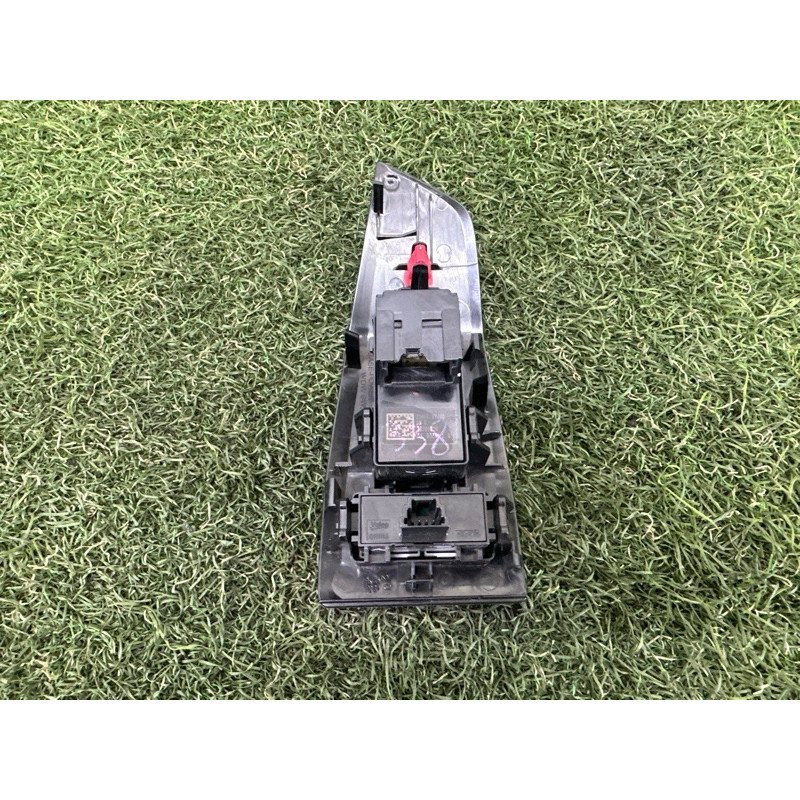 Кнопка стеклоподъемника (электрика / кнопки) Nissan Rogue T33 2021 2.5 PR25DD 254116XJ0B