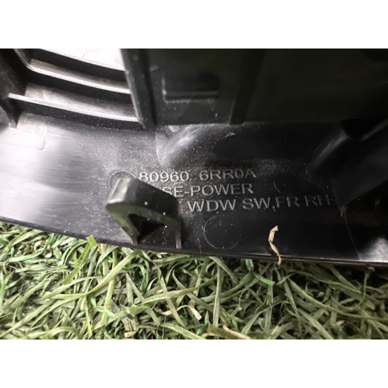 Кнопка стеклоподъемника (электрика / кнопки) Nissan Rogue T33 2021 2.5 PR25DD 254116XJ0B