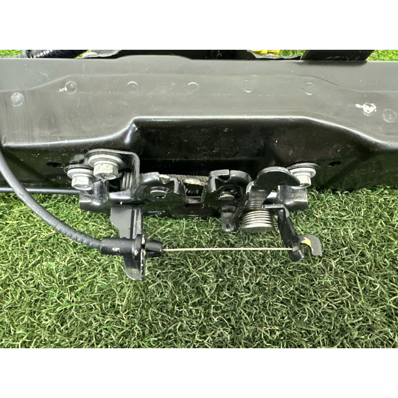 Накладка передней панели (кузов и элементы) Nissan Rogue T32 2016 2.5 QR25DE 625114BC0A