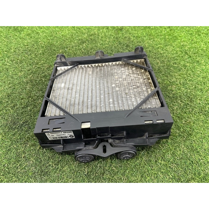 Радиатор охлаждения дополнительный (система охлаждения) BMW 5-series F10 2015 2.0 N20 17117802662