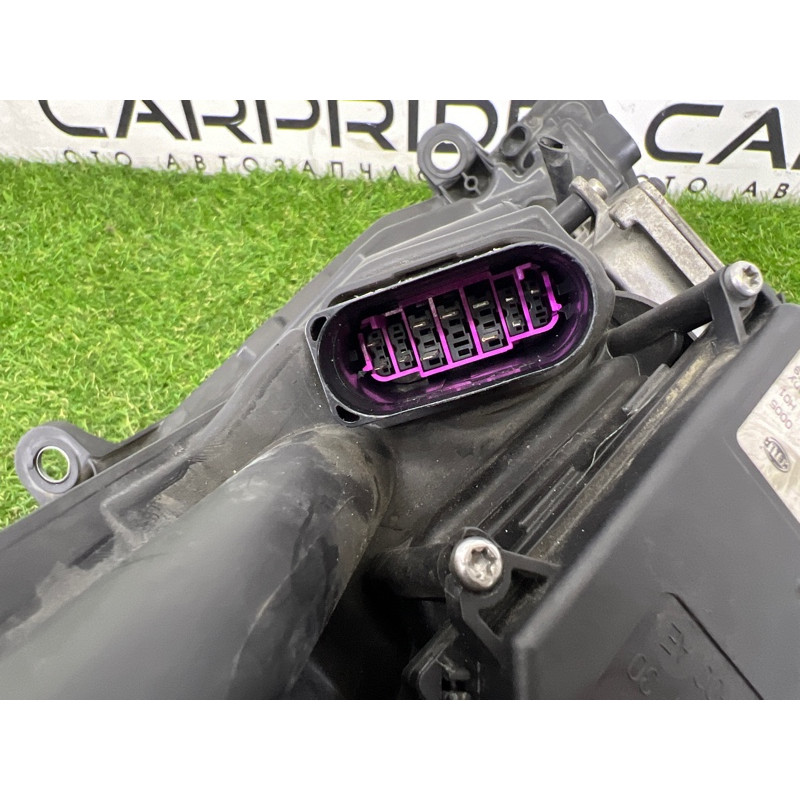 Фара (оптика) Volkswagen Touareg NF 2015 3.6 CGRA 7P0941754