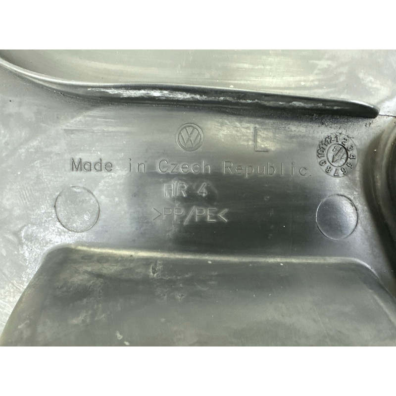 Підкрилок (кузов і елементи) Volkswagen Touareg NF 2015 3.6 CGRA 7P6805911E9B9