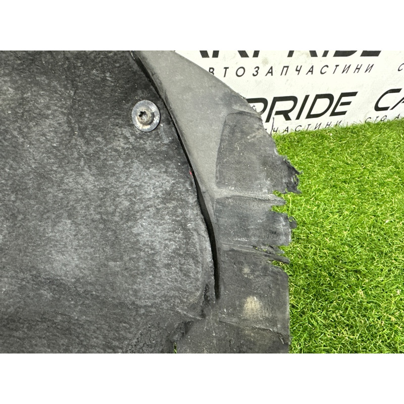 Подкрылок (кузов и элементы) AUDI A4 B8 2012 2.0 CAEB 8K0821172G