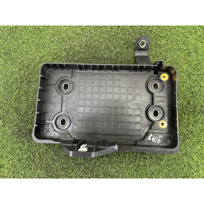 Площадка аккумулятора (кузов и элементы) Nissan Rogue T33 2021 2.5 PR25DD 244286RA0B