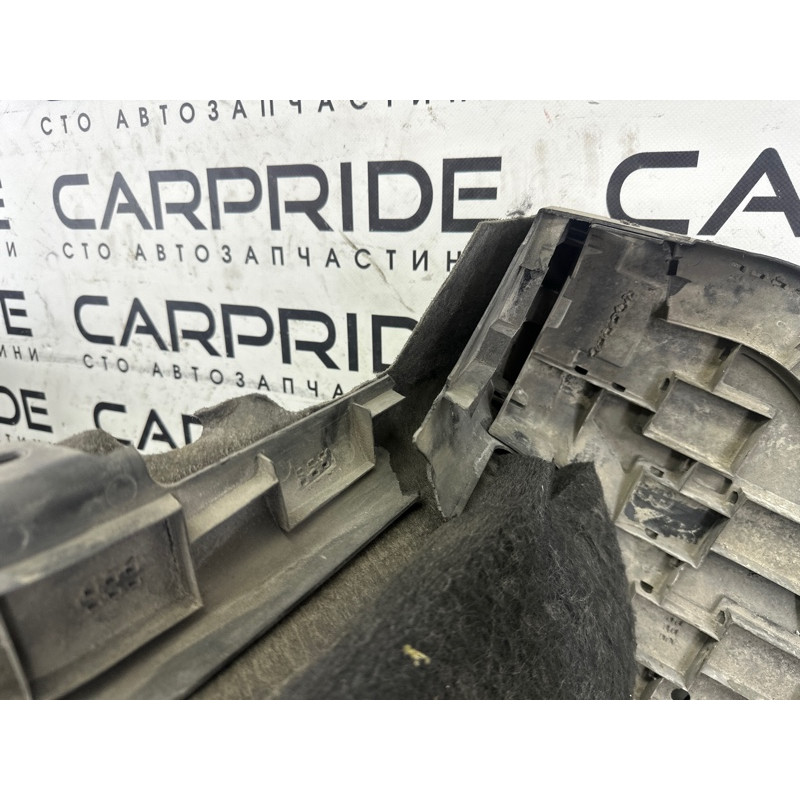 Підкрилок (кузов і елементи) AUDI Q7 4M 2017 3.0 CREC 4M0810171G