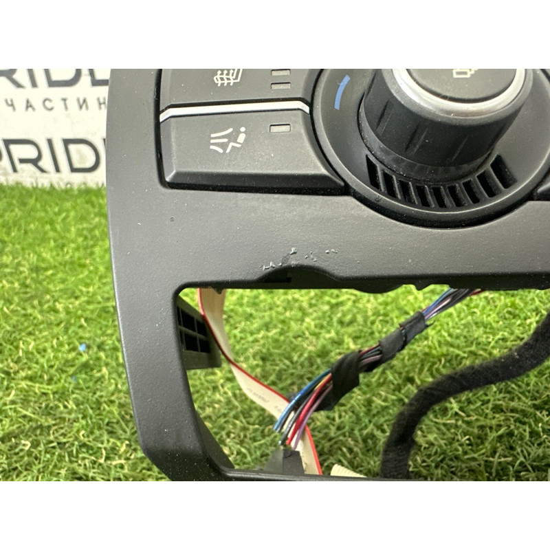 Блок управления климат-контролем (электрика / блоки управления) BMW X5 E70 2013-2015 3.0 64119310449