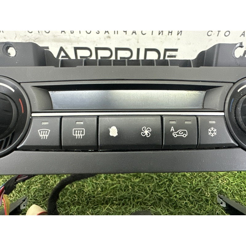 Блок управления климат-контролем (электрика / блоки управления) BMW X5 E70 2013-2015 3.0 64119310449