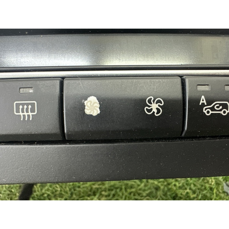 Блок управления климат-контролем (электрика / блоки управления) BMW X5 E70 2013-2015 3.0 64119310449