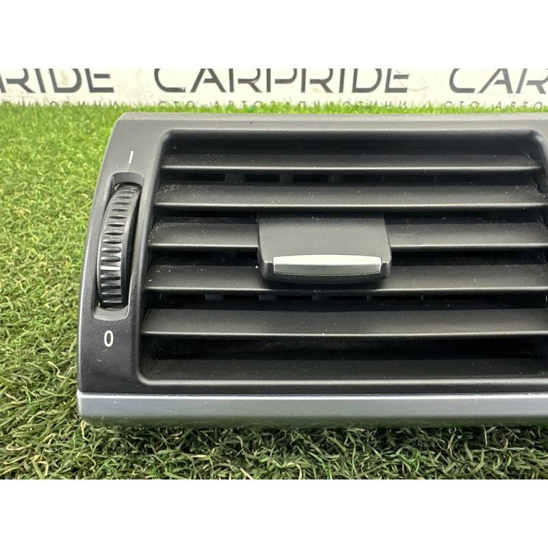 Центральный дефлектор салона (салон) BMW X5 E70 2013-2015 3.0 64229220101