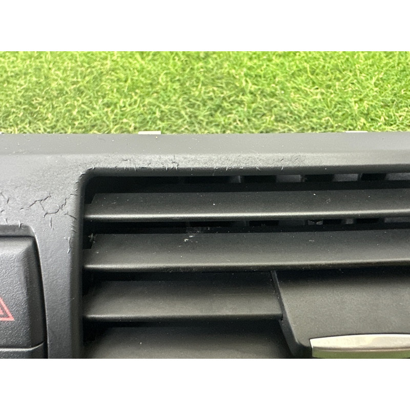 Центральный дефлектор салона (салон) BMW X5 E70 2013-2015 3.0 64229220101