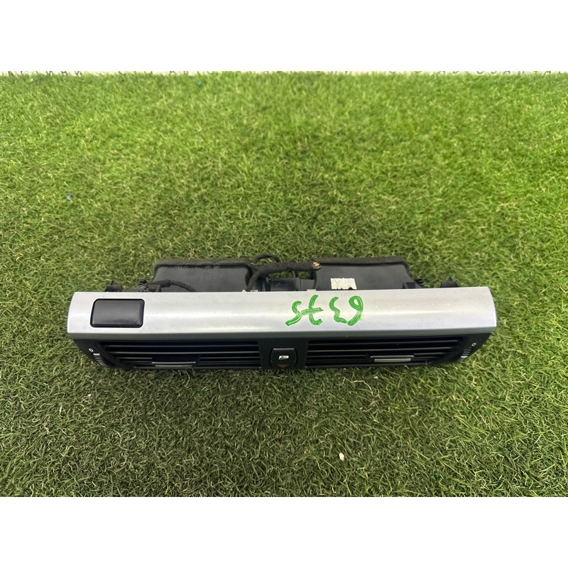 Центральный дефлектор салона (салон) BMW X5 E70 2013-2015 3.0 64229220101