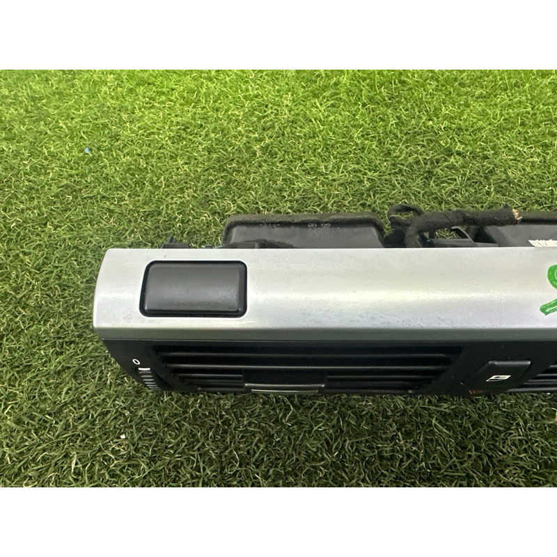 Центральный дефлектор салона (салон) BMW X5 E70 2013-2015 3.0 64229220101