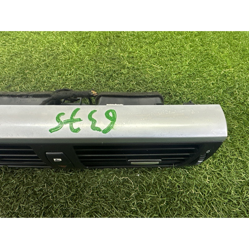 Центральный дефлектор салона (салон) BMW X5 E70 2013-2015 3.0 64229220101