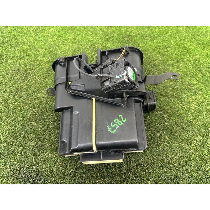 Кронштейн блока управления двигателем (кузов и элементы) BMW 7-series F01 2011 3.0 N54 12907555186