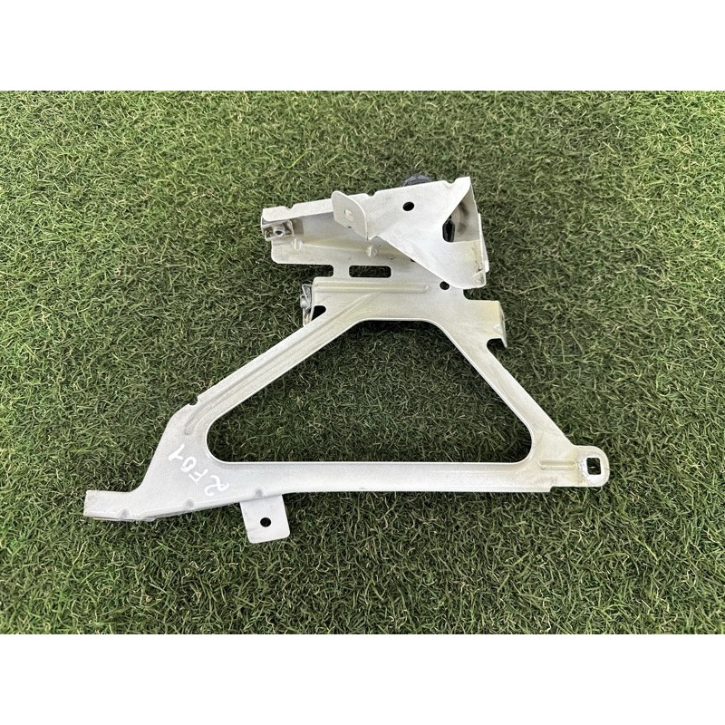 Крепление крыла (кузов и элементы) BMW 7-series F01 2011 3.0 N54 41357207185