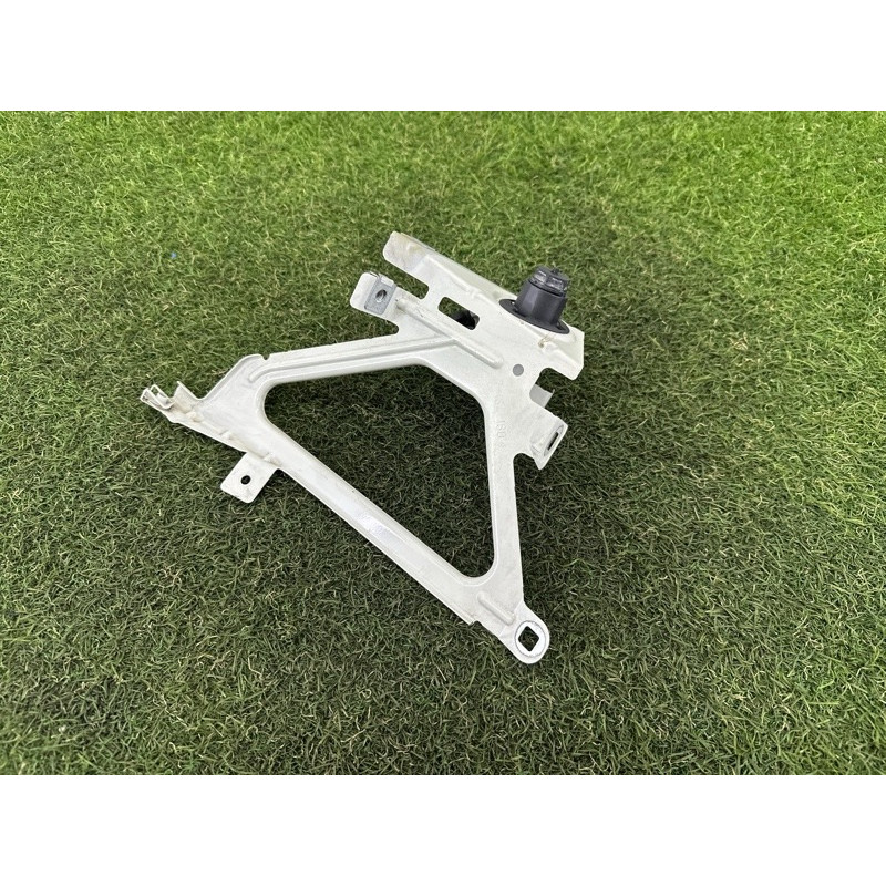 Крепление крыла (кузов и элементы) BMW 7-series F01 2011 3.0 N54 41357207186