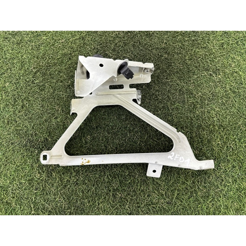 Крепление крыла (кузов и элементы) BMW 7-series F01 2011 3.0 N54 41357207186