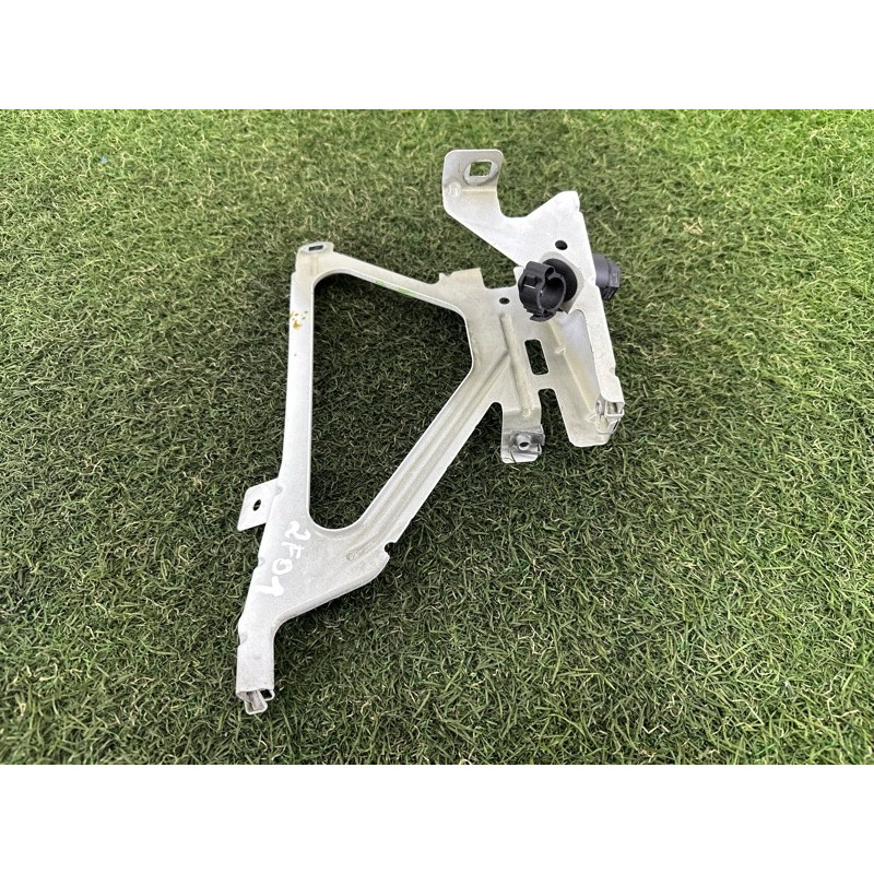 Крепление крыла (кузов и элементы) BMW 7-series F01 2011 3.0 N54 41357207186