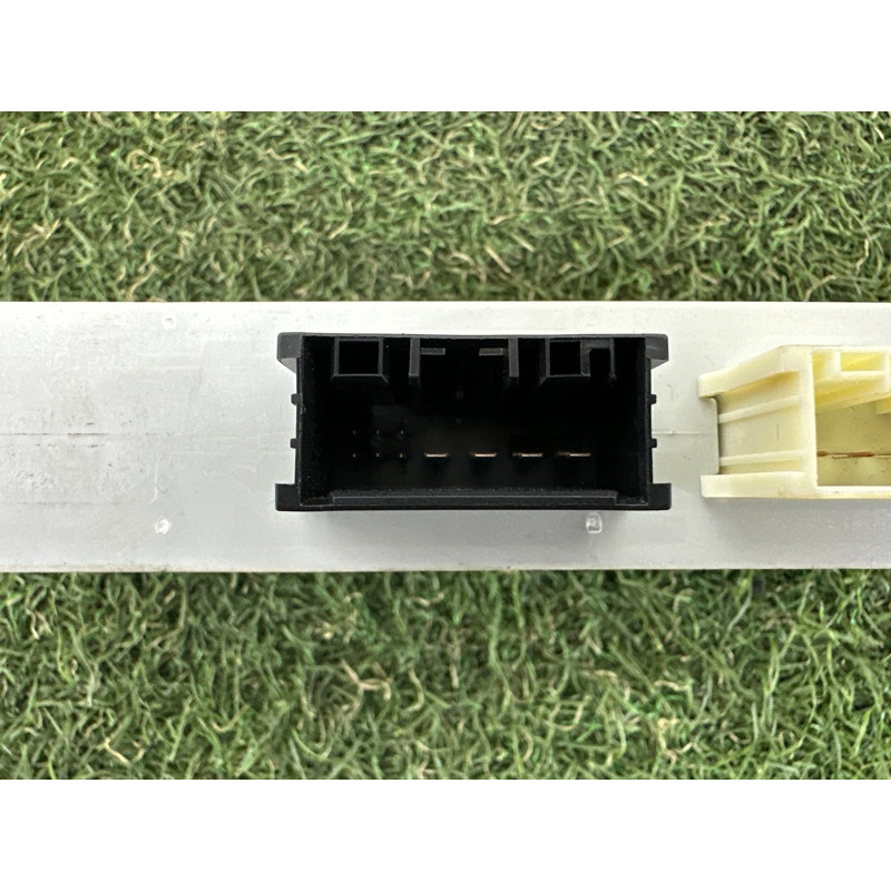 Блок управления крышки багажника (электрика / блоки управления) BMW X3 F25 2013 3.0 N55B30 61357327886