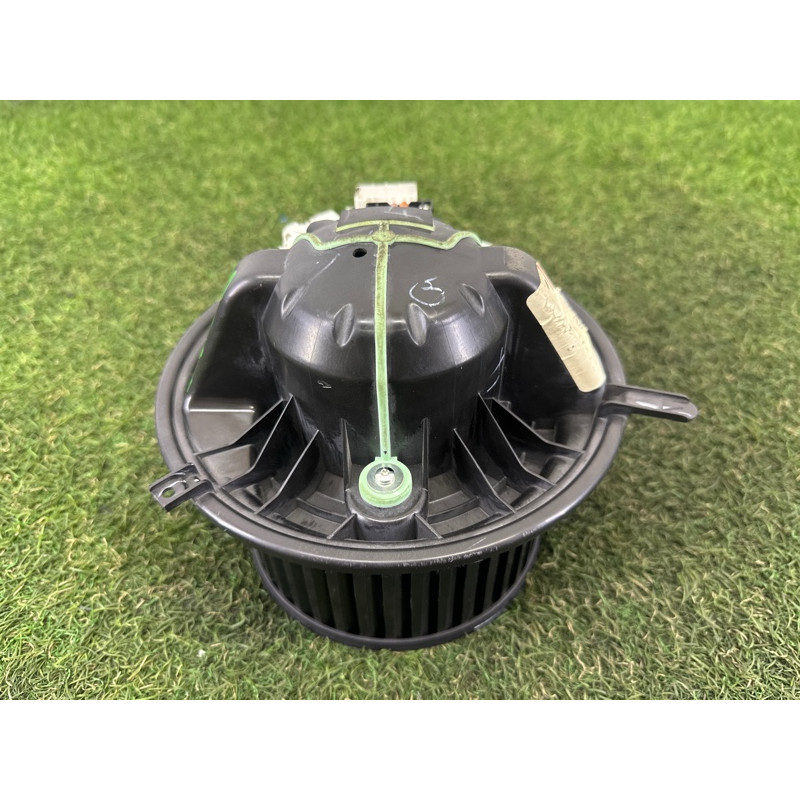 Мотор печки (отопление и кондиционирование) BMW X3 F25 2013 3.0 N55B30 64119227670