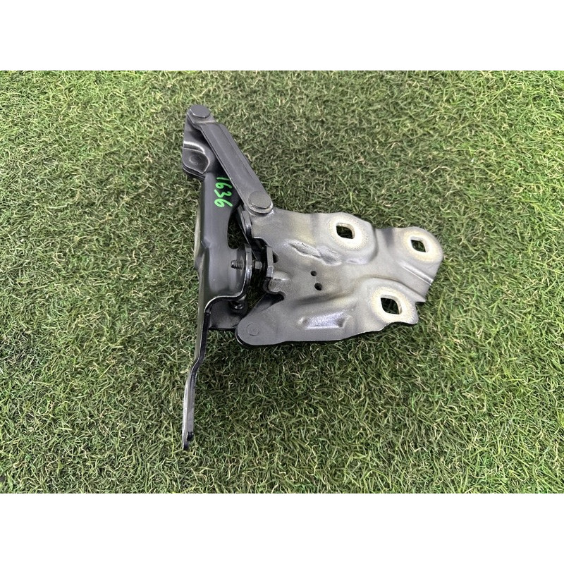 Петля капота (кузов і елементи) BMW X3 F25 2013 3.0 N55B30 41617262875
