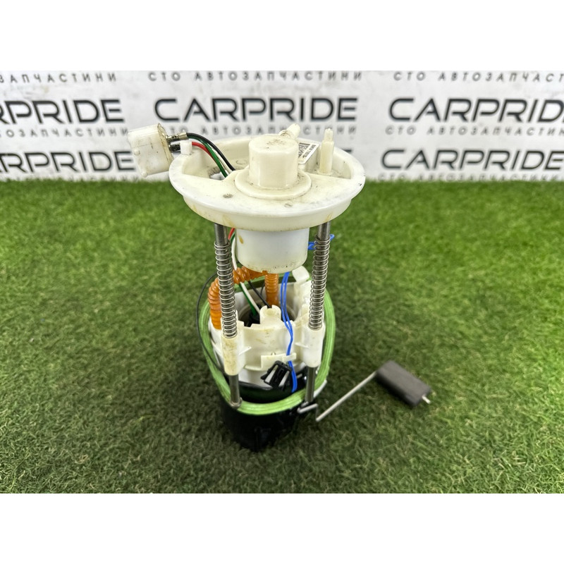 Топливный насос (топливная система) BMW X5 E70 2013-2015 3.0 16117212585