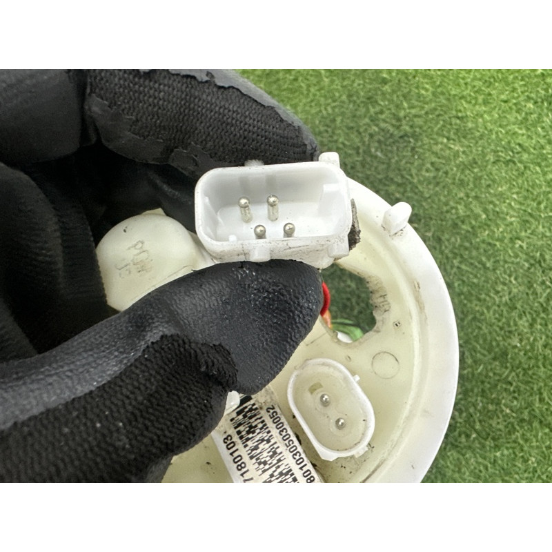 Топливный насос (топливная система) BMW X5 E70 2013-2015 3.0 16117212585