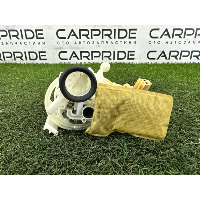 Топливный насос (топливная система) BMW 7-series F01 2011 3.0 N54 16117217261