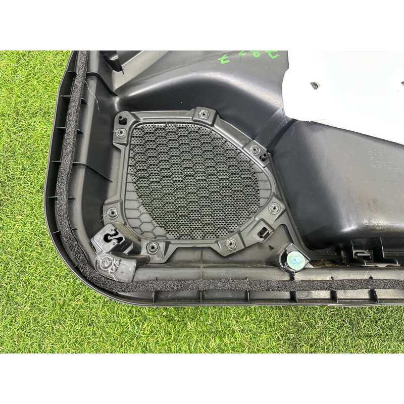 Дверная карта (салон) Nissan Rogue T33 2021 2.5 PR25DD 809A16RR7A