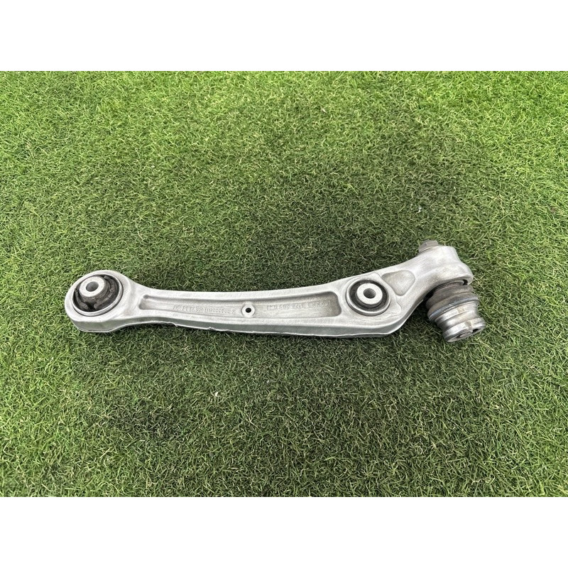 Рычаг подвески (подвеска) AUDI A4 B8 2012 2.0 CAEB 8K0407151D