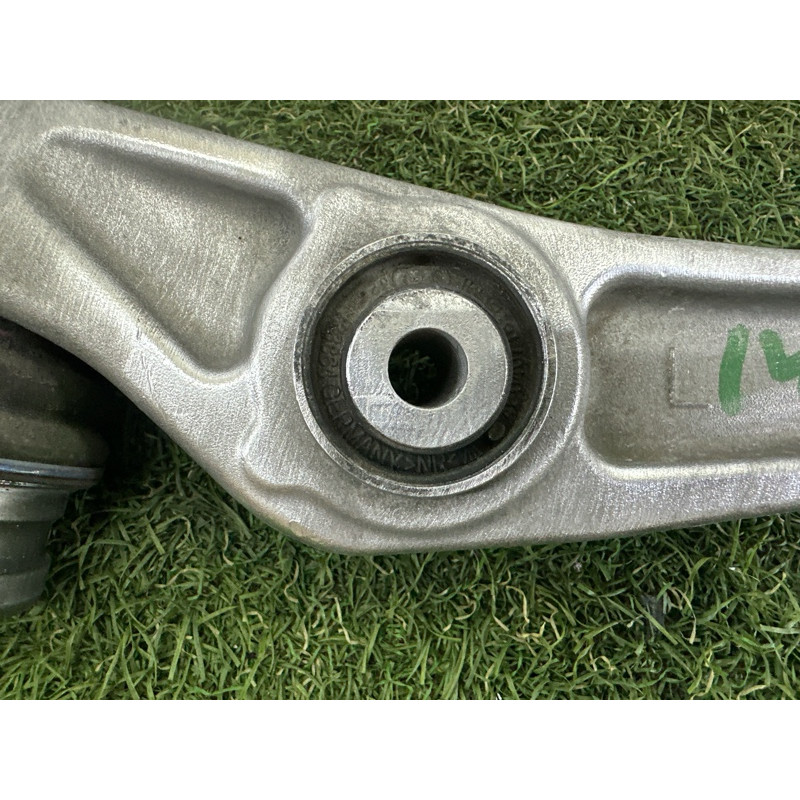 Рычаг подвески (подвеска) AUDI A4 B8 2012 2.0 CAEB 8K0407151D