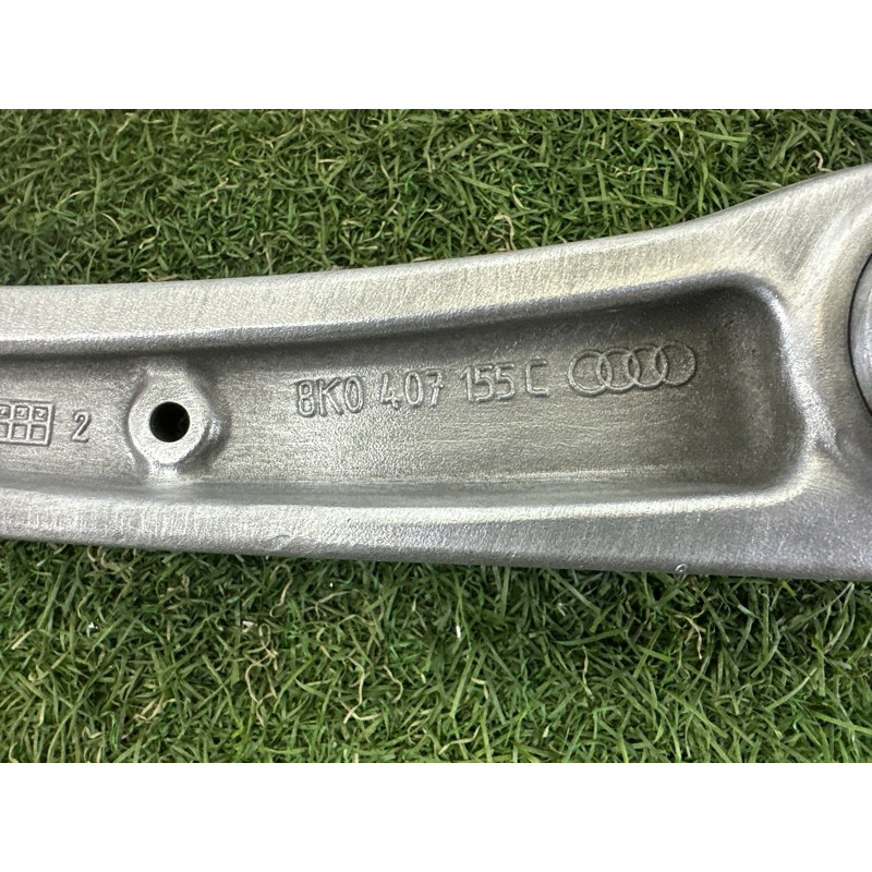 Рычаг подвески (подвеска) AUDI A4 B8 2012 2.0 CAEB 8K0407151D