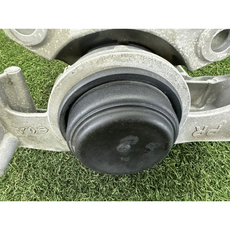 Подушка двигателя (двигатель и элементы) Nissan Rogue T33 2021 2.5 PR25DD 112206RA0A