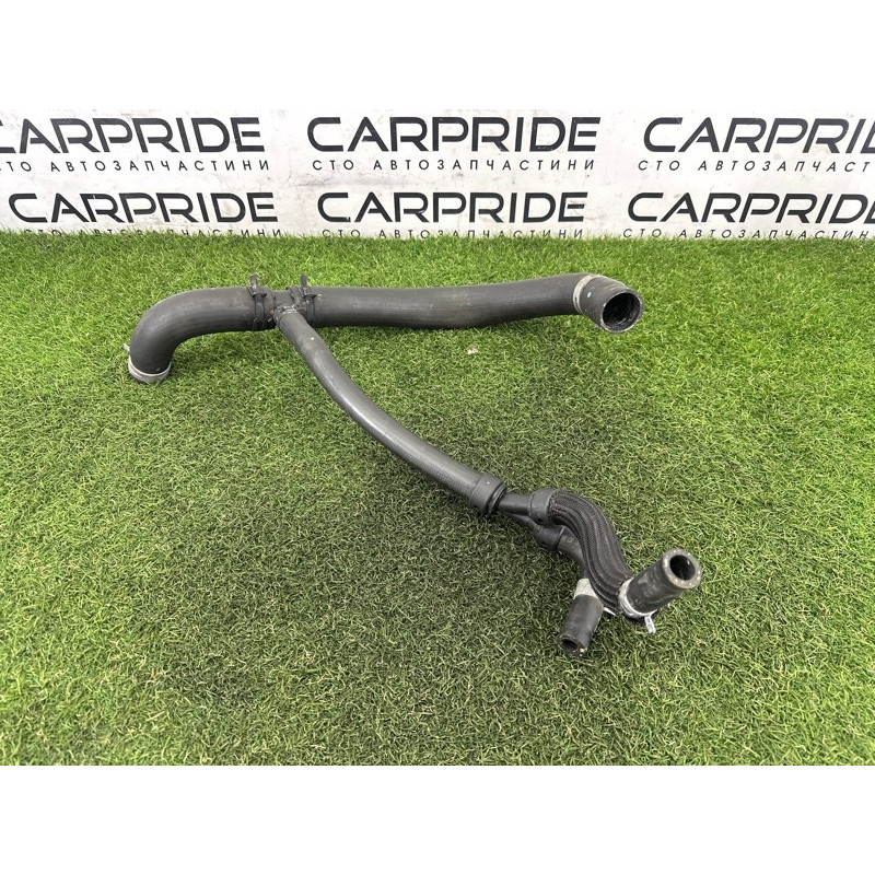 Патрубок (система охлаждения) Jeep Grand Cherokee WK2 2017 68244092AA