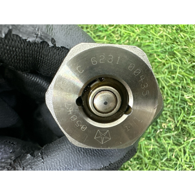 Клапан фазорегулятора (электрика двигателя) Jeep Grand Cherokee WK2 2017 5047787AC