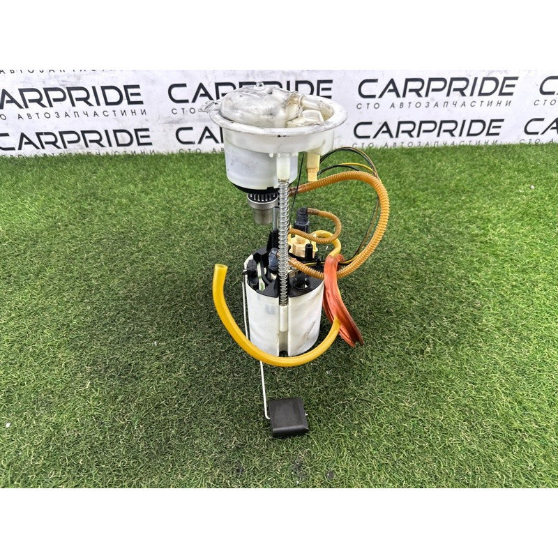 Топливный насос (топливная система) AUDI Q5 8R 2012 2.0 CAEB 8R0919051N001