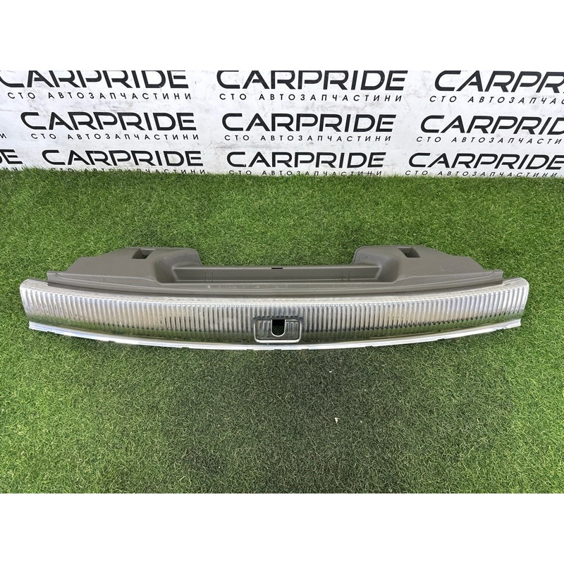 Накладка замка кришки багажника (салон) AUDI Q5 8R 2012 2.0 CAEB 8R0864483CL91