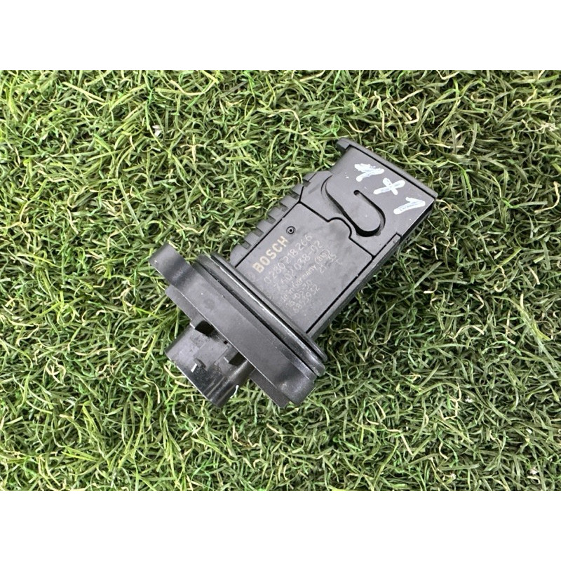 Датчик массового расхода воздуха (электрика двигателя) BMW X1 F48 2016 2.0 B46B20 13627602038