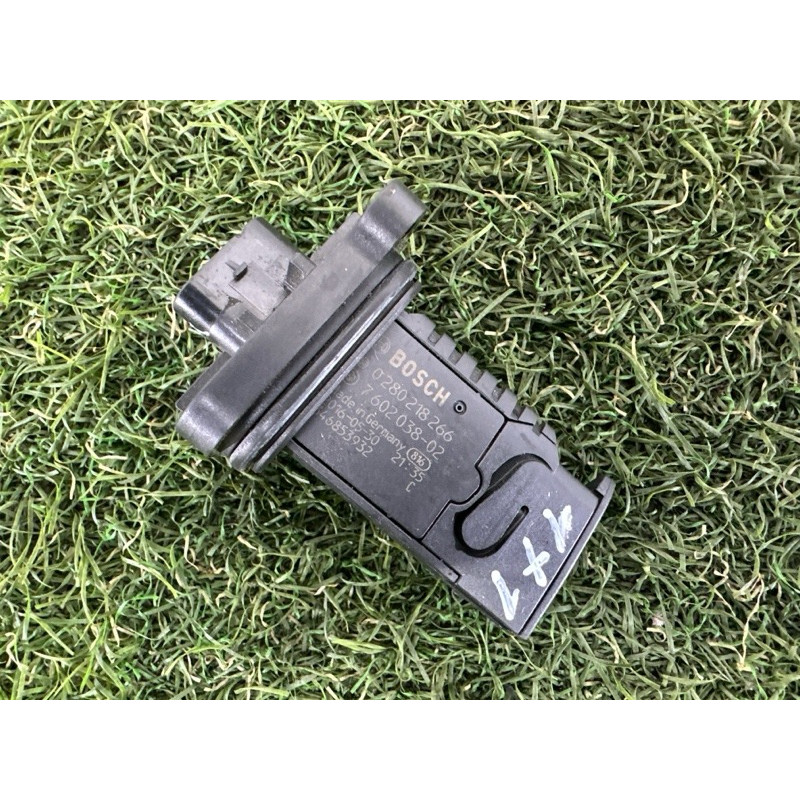 Датчик массового расхода воздуха (электрика двигателя) BMW X1 F48 2016 2.0 B46B20 13627602038