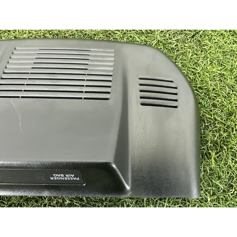 Накладка камеры (салон) Nissan Rogue T33 2021 2.5 PR25DD 284L86RR0A